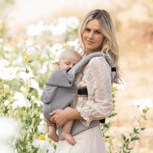 LILLEbaby LÍLLÉbaby® COMPLETE™ Airflow Baby Carrier