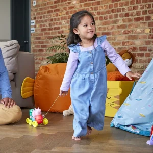 Tomy Pull Along Peppa Pig