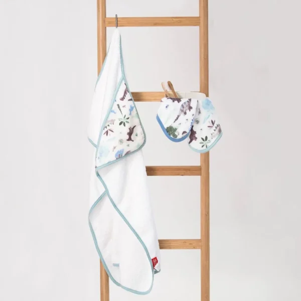 Little Linen Weegoamigo Hooded Towel + Washers Daryl Dino